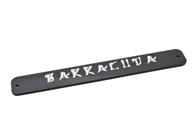 эмблема бардачка "barracuda"