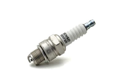 Свеча DENSO W24FSR (4037) оригинал Япония (аналог NGK BR8HS-10) Yamaha,Suzuki (артикул 12009)