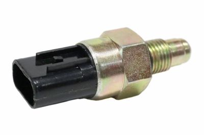 датчик заднего хода emgrand x7 (3016007573)